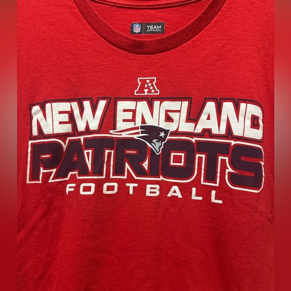Men’s New England Patriots Tee Shirt Bold Red Shirt - Picture 2 of 4